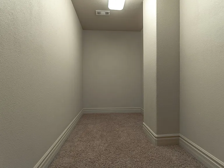 3704 W Legacy Ln — Photo 32