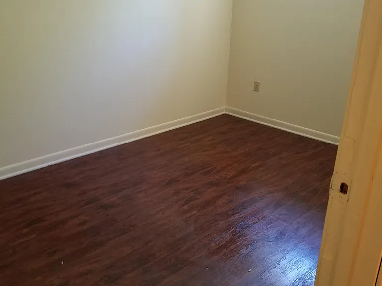 302 Canal St #4 — Photo 4