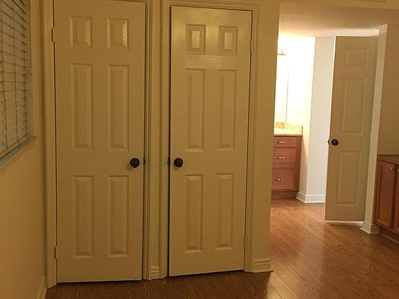 5th image of 1000 Estes St Unit 1