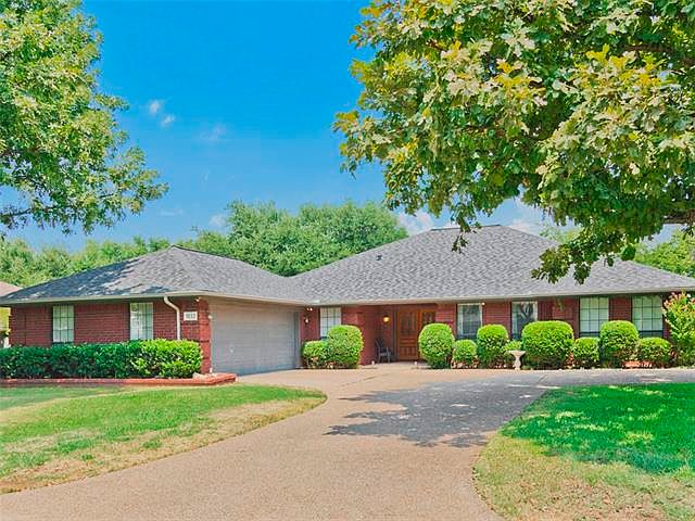 1st image of 9112 Timber Oaks Dr