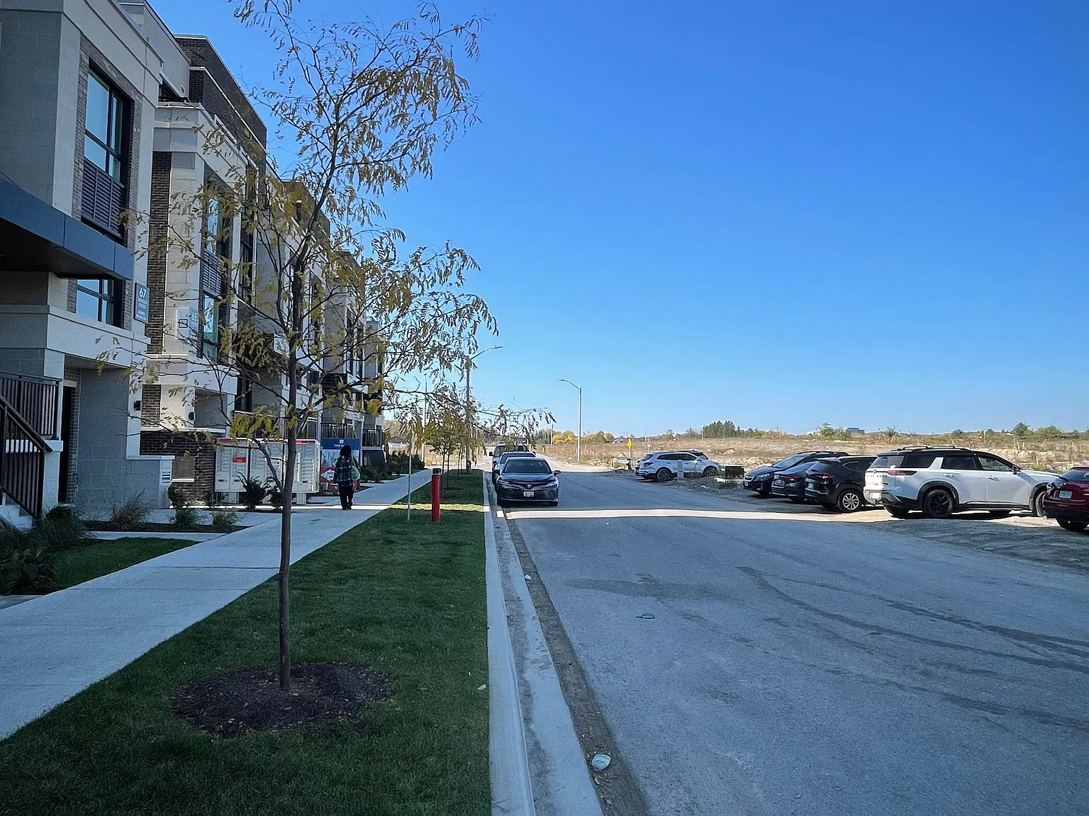 3 bed, $3,200 — Photo 2