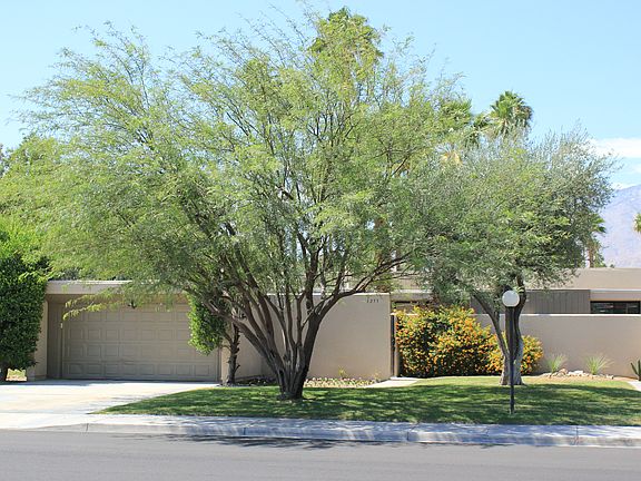 4th image of 1255 E Twin Palms Dr