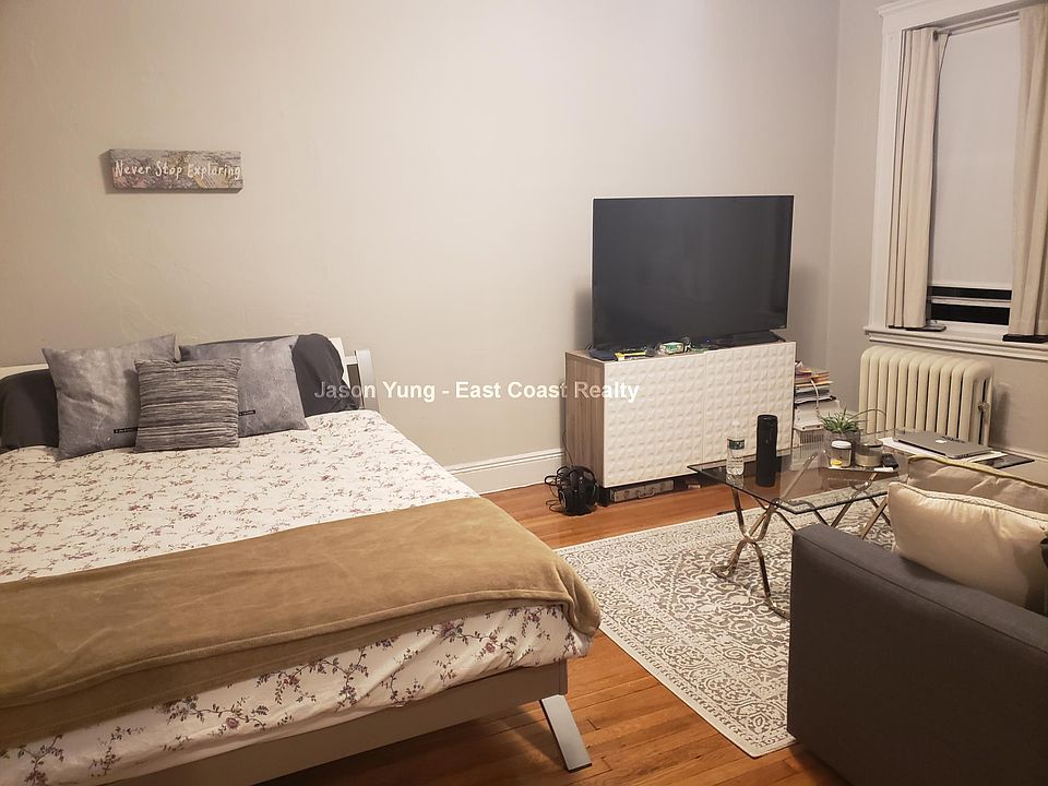 1st image of 63 Woodstock Ave #12JY