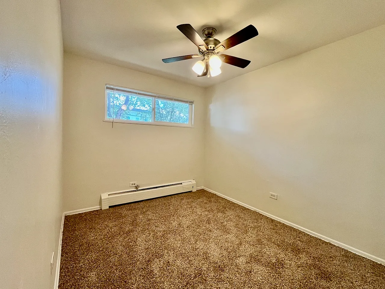 2 bed, 800 sqft, $1,549 — Photo 3