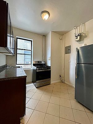 3rd image of 608 W 139th St APT 4A