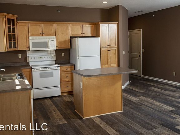 5th image of 4200 Merchant St APT 207