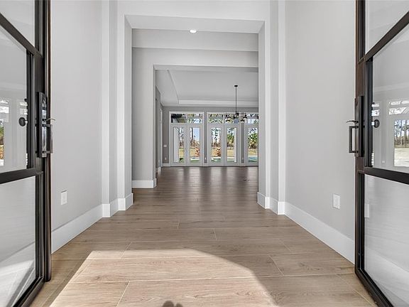 5th image of 16130 PENDIO DRIVE