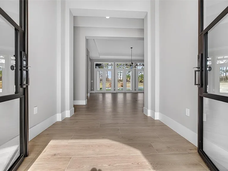 16130 Pendio Dr — Photo 3