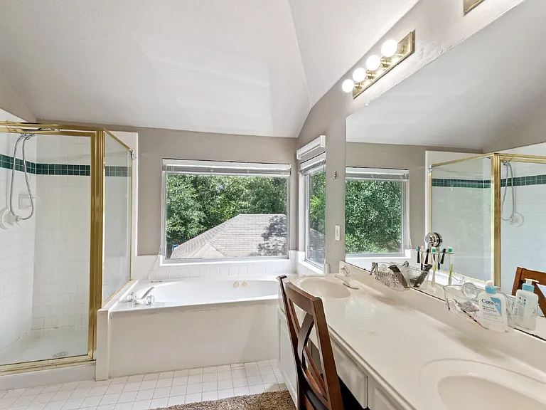 14618 Oxwick Cir — Photo 7