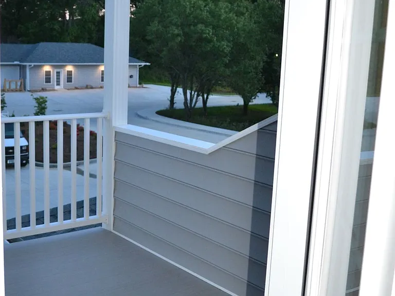 156 Lambert Dr — Photo 35