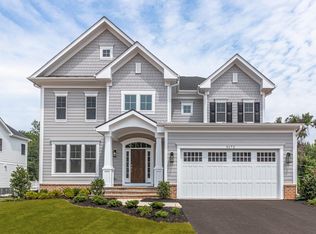 1100 Ware St SW, Vienna, VA 22180