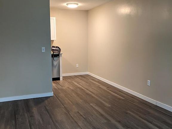 3rd image of 2266 Duluth St N APT 103