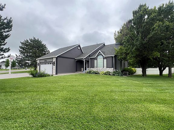 2nd image of 1009 Ragan Rd