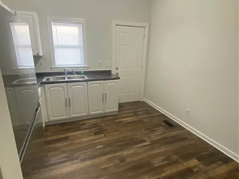 908 Drew St #A — Photo 3