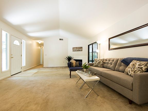 5th image of 5805 NW 52nd Ter