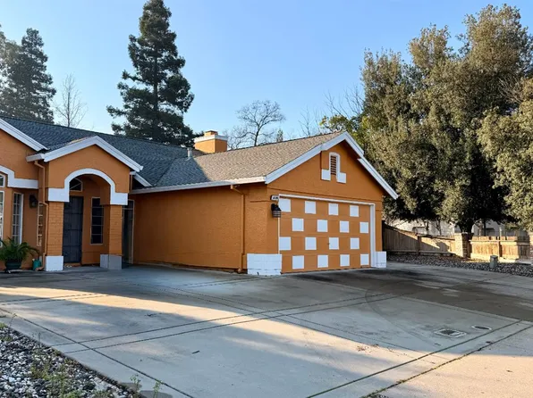 8100 Auberry Dr, Sacramento, CA 95828
