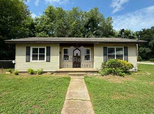 917 N Vinita Ave, Tahlequah, OK 74464