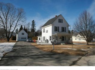 29 Chandler St, Houlton, ME 04730
