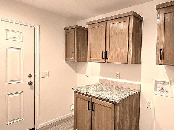5th image of 6873 Eagle St
