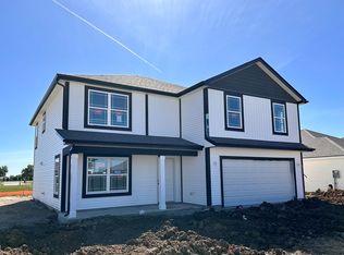 1135 Fleming Dr, Greenfield, IN 46140