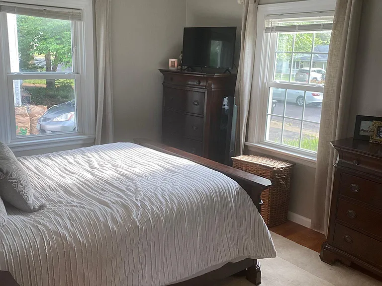 414 Charlene Dr — Photo 6