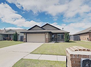 1601 Ginger Ave, Moore, OK 73160