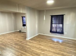 708 W Johnson St, Denison, TX 75020