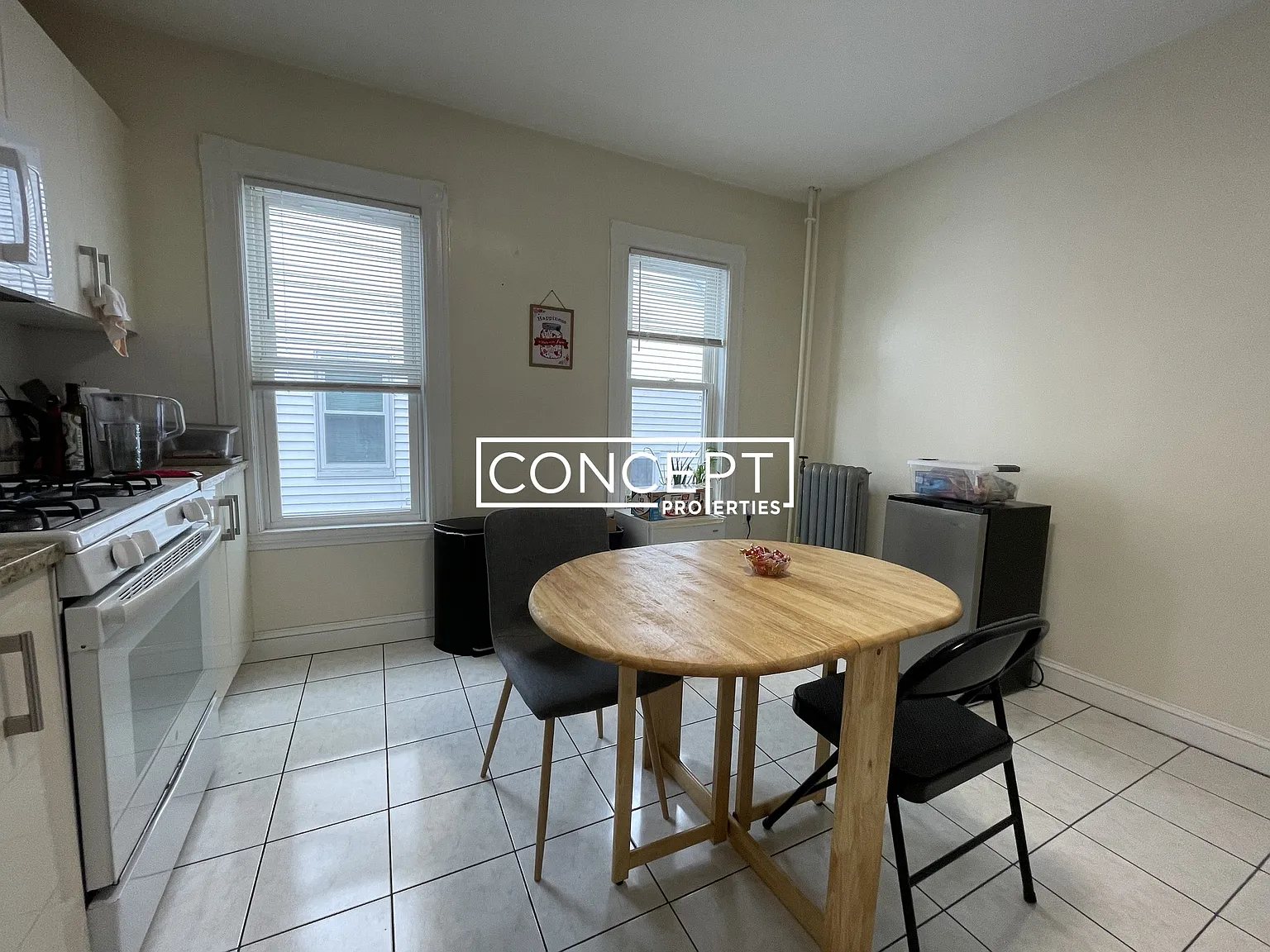 4 bed, 1800 sqft, $1,200 — Photo 3