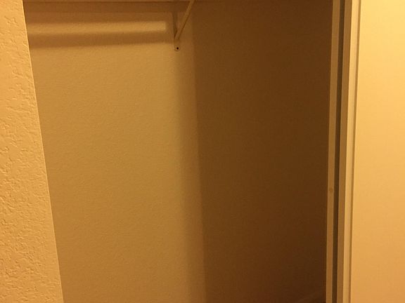 4th image of 620 35th Ave #Penthouse