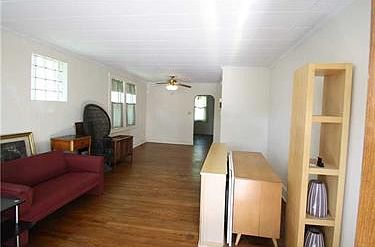 2nd image of 518 Isabella St