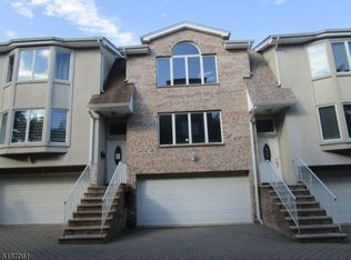 1556 Anderson Ave #C, Fort Lee, NJ 07024