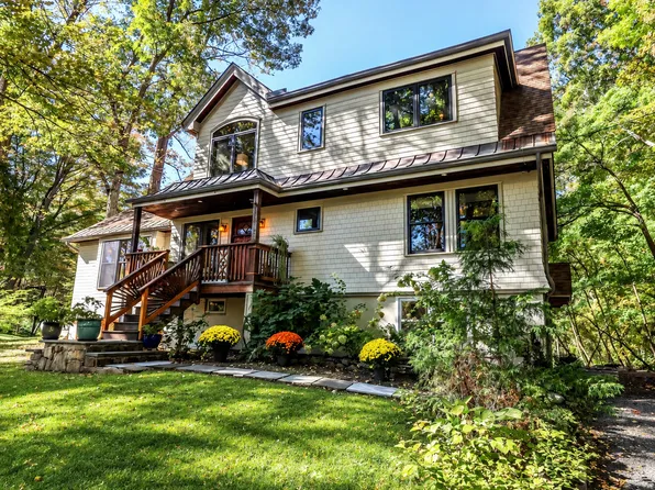 81 Lakeside Drive, Ridgefield, CT 06877