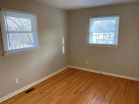 3rd image of 5844 Dafred Dr #1