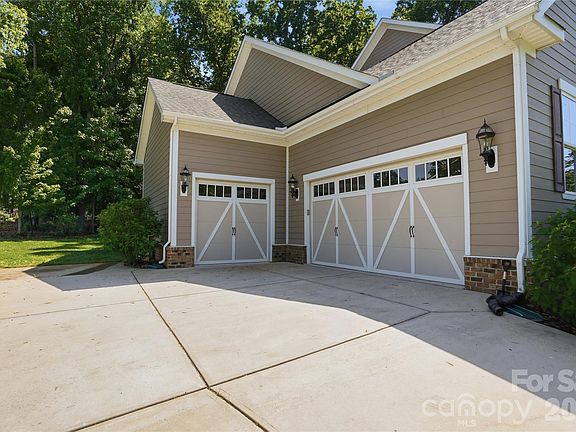 5th image of 124 Shimmerlake Ln