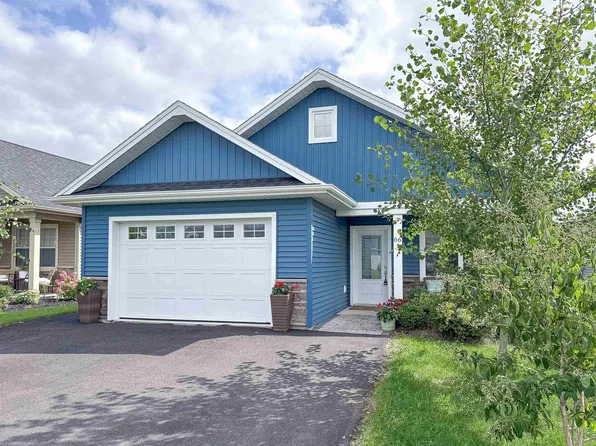 66 Holmes Ln, Charlottetown, PE C1C 0V4