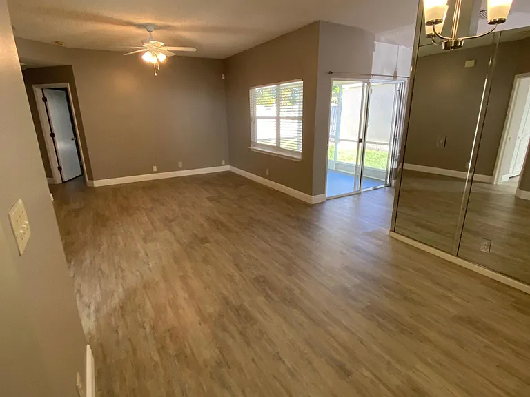 7 Bentwater Cir — Photo 2