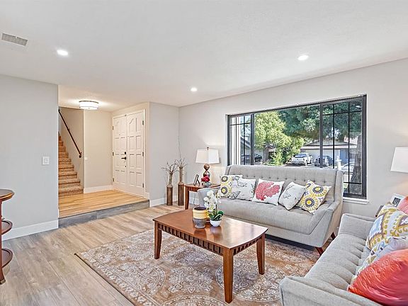5th image of 3316 Cahill Ct