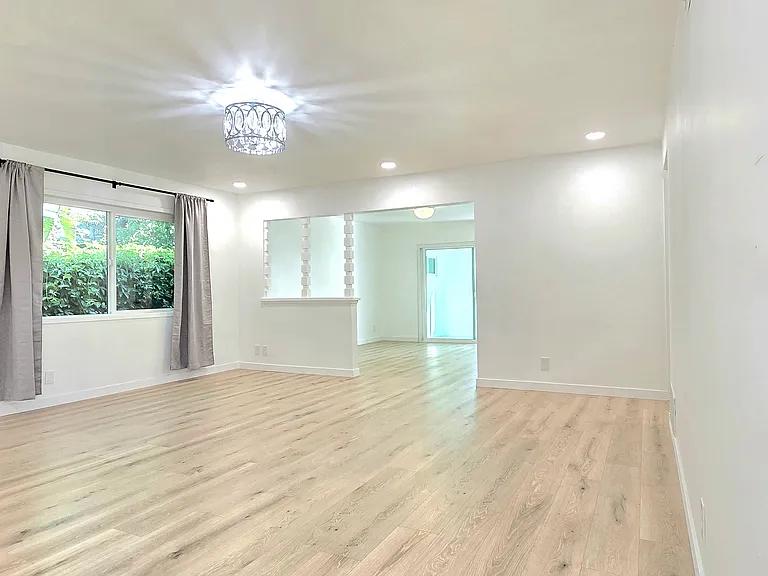 329 Orange St — Photo 17