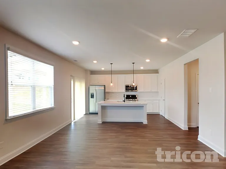 56 Leyland Ct — Photo 3