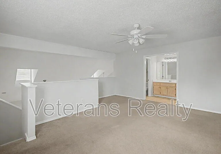 2386 Merlin Cv — Photo 17