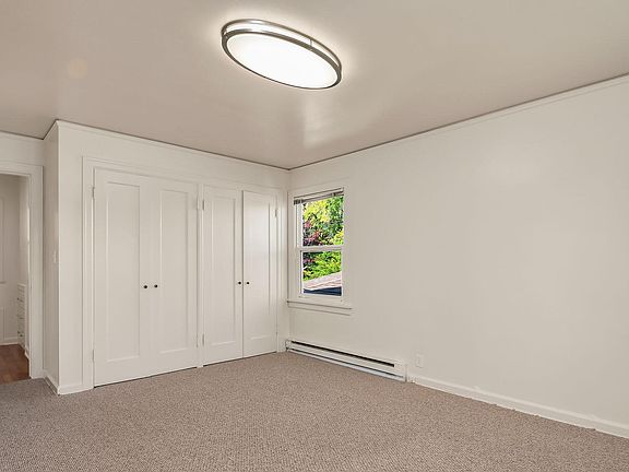 4th image of 2030 McGilvra Blvd E