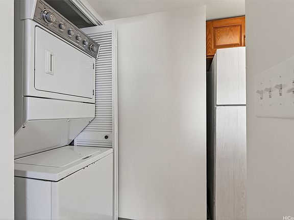 3rd image of 3130 Ala Ilima St APT 18C
