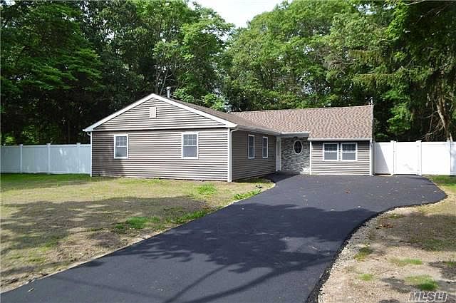 1st image of 205 Auborn Ave