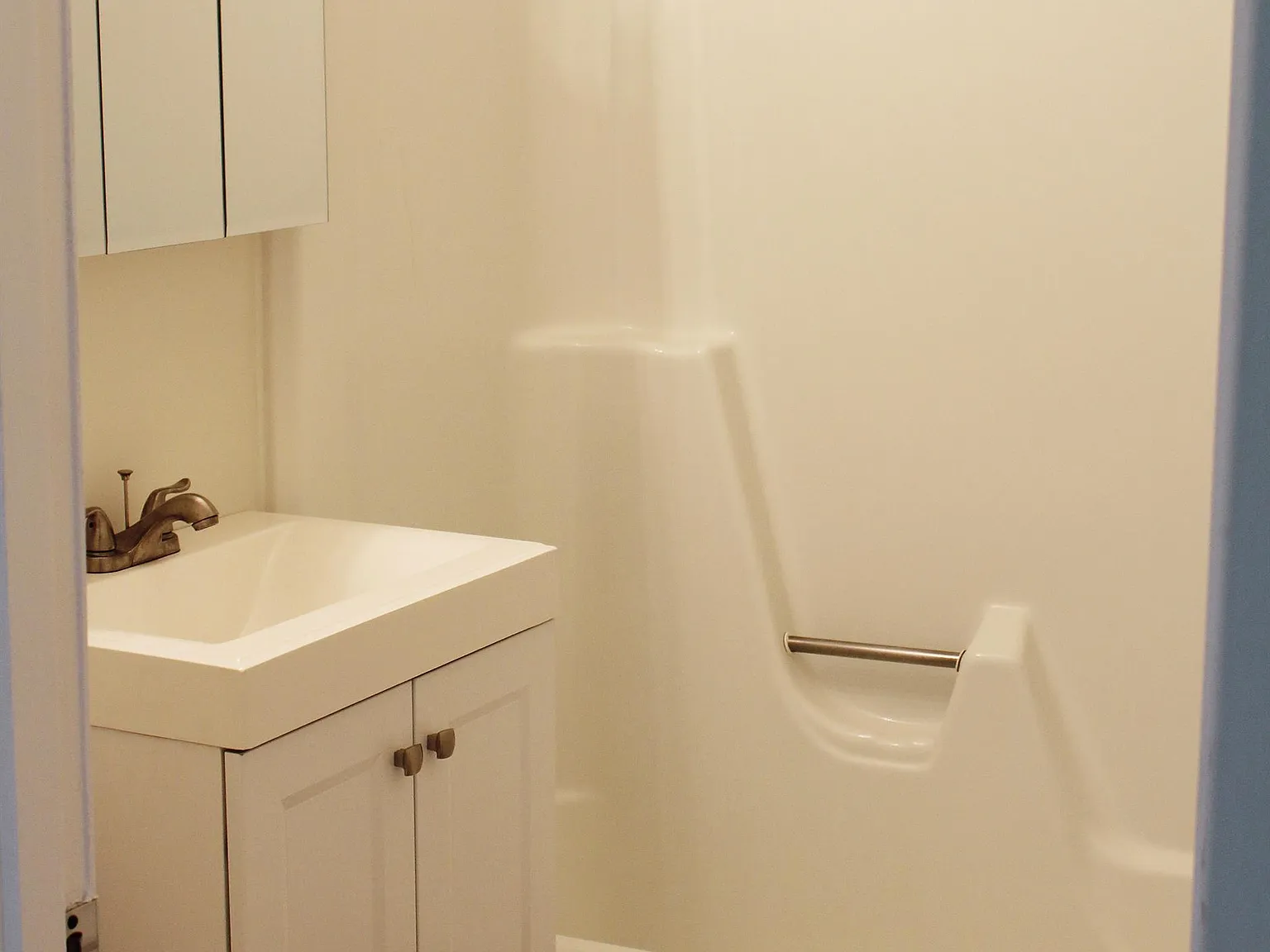 1 bed, 720 sqft, $1,995 — Photo 4