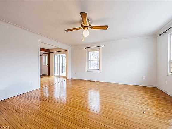 5th image of 1124 Dunsmure Rd