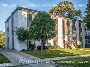 908 Sybil St, Ann Arbor, MI 48104