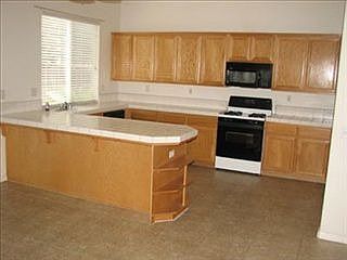 2nd image of 1704 Davenport Ct