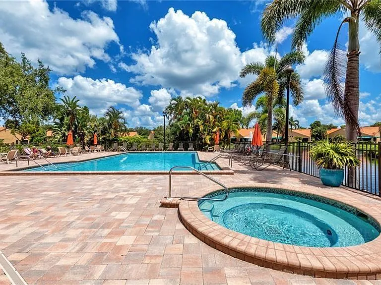 577 Beachwalk Cir #R-202 — Photo 39