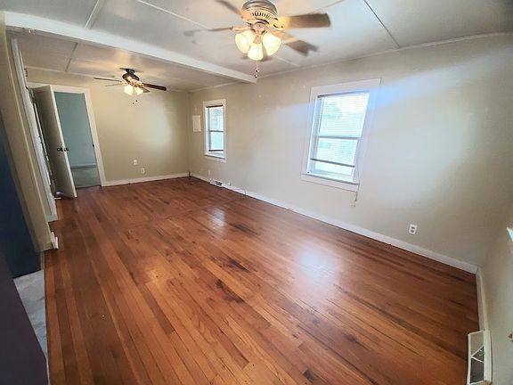 2nd image of 1426 Adams Ave