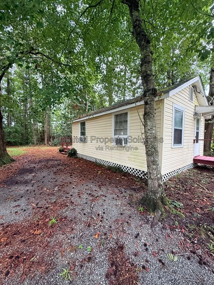 1 bed, 1.0 bath, 900 sqft, $1,100 — Photo 4